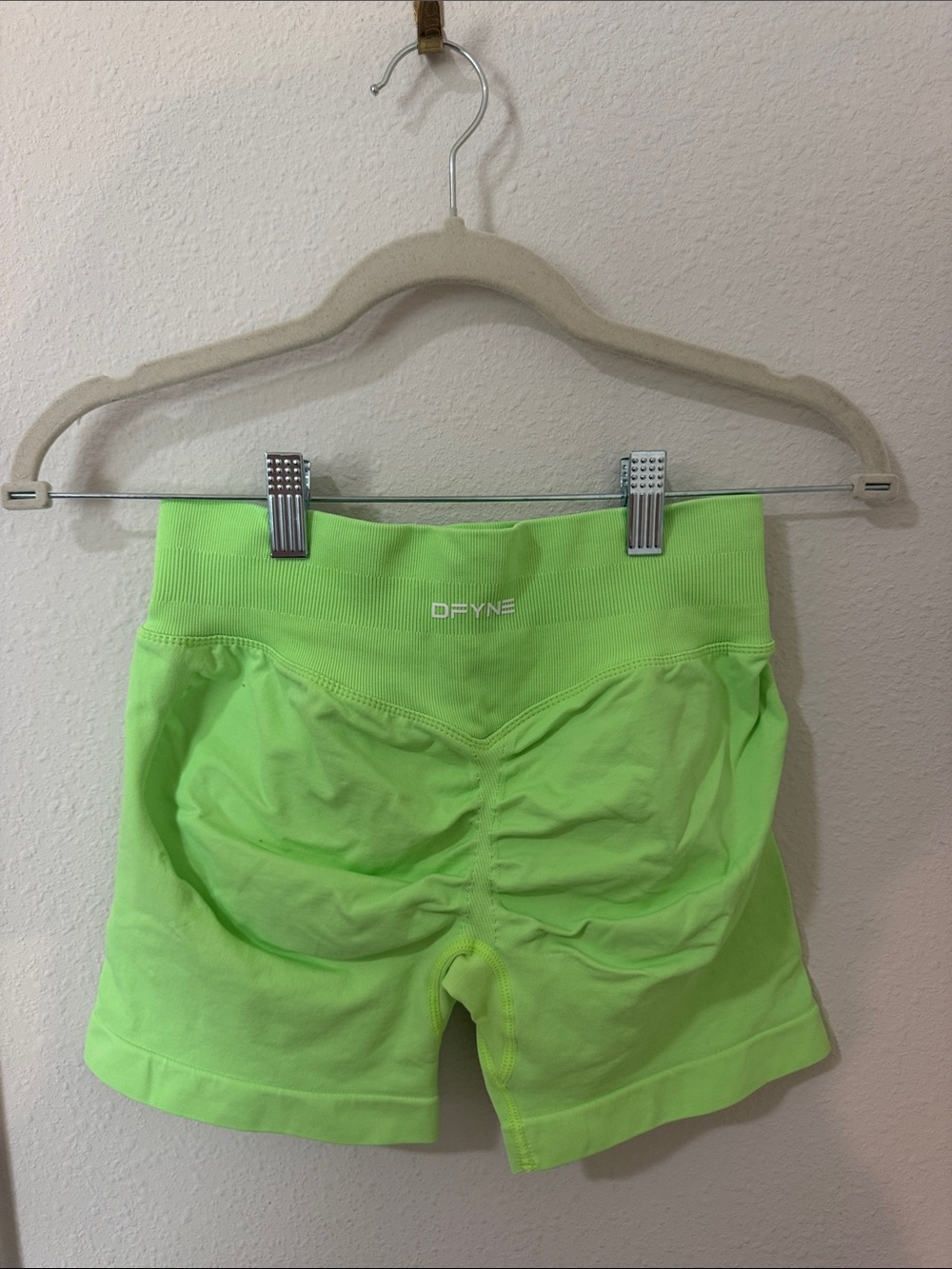 DFYNE Dynamic Shorts | 4.5" - Picture 3 of 4